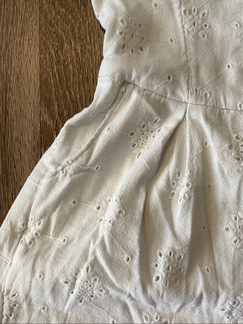 Hollister White Eyelet Button Romper - Picture 2 of 7